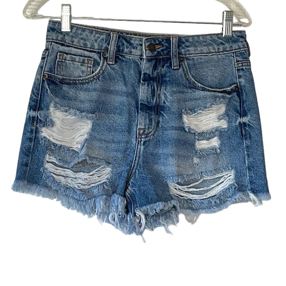 HIDDEN JEANS Cutoffs Destroyed Sold at Buckle Size Small - Picture 2 of 9